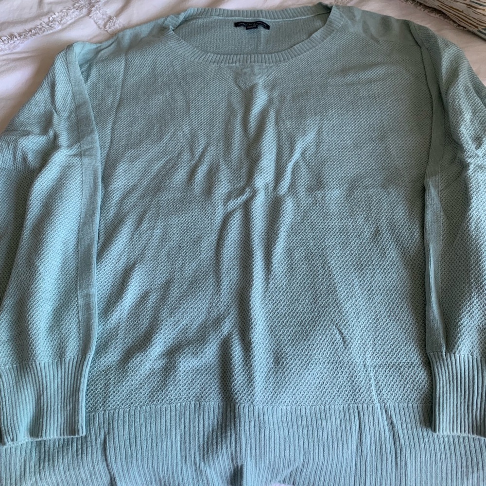 American eagle light blue crew neck sweater